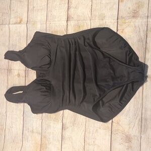 Lands End Women's Black Rouched One Piece Size 14 Swim Bathing Suit
